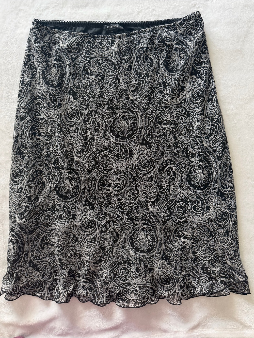 Black & White Paisley A-Line Skirt, XL